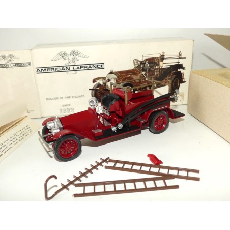 AMERICAN LA FRANCE VEHICULE DE POMPIERS CONRAD 1:43