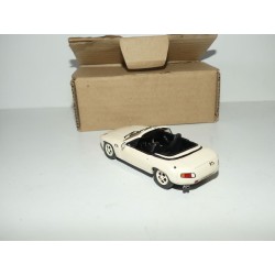 PORSCHE 928 CABRIOLET Blanc Crème KIT Monte MINOTAURE 1:43