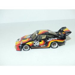 PORSCHE 935 TURBO N°39 LE MANS 1979 KIT Monté RECORD 1:43 Imperfection sans boite
